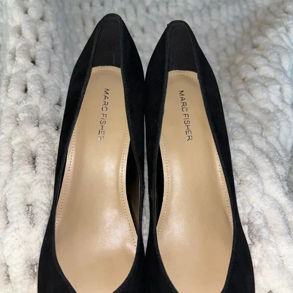 Marc Jacobs Zala Block Heel Pointed Toe Velvet Pumps - Picture 4 of 8